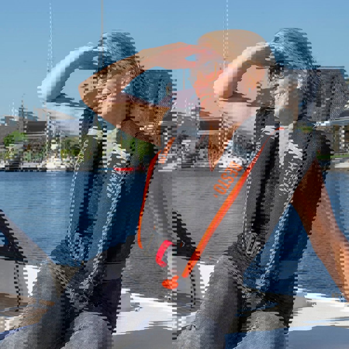 Besto Comfort Fit gilet de sauvetage automatique 180N noir/orange avec harnais 5