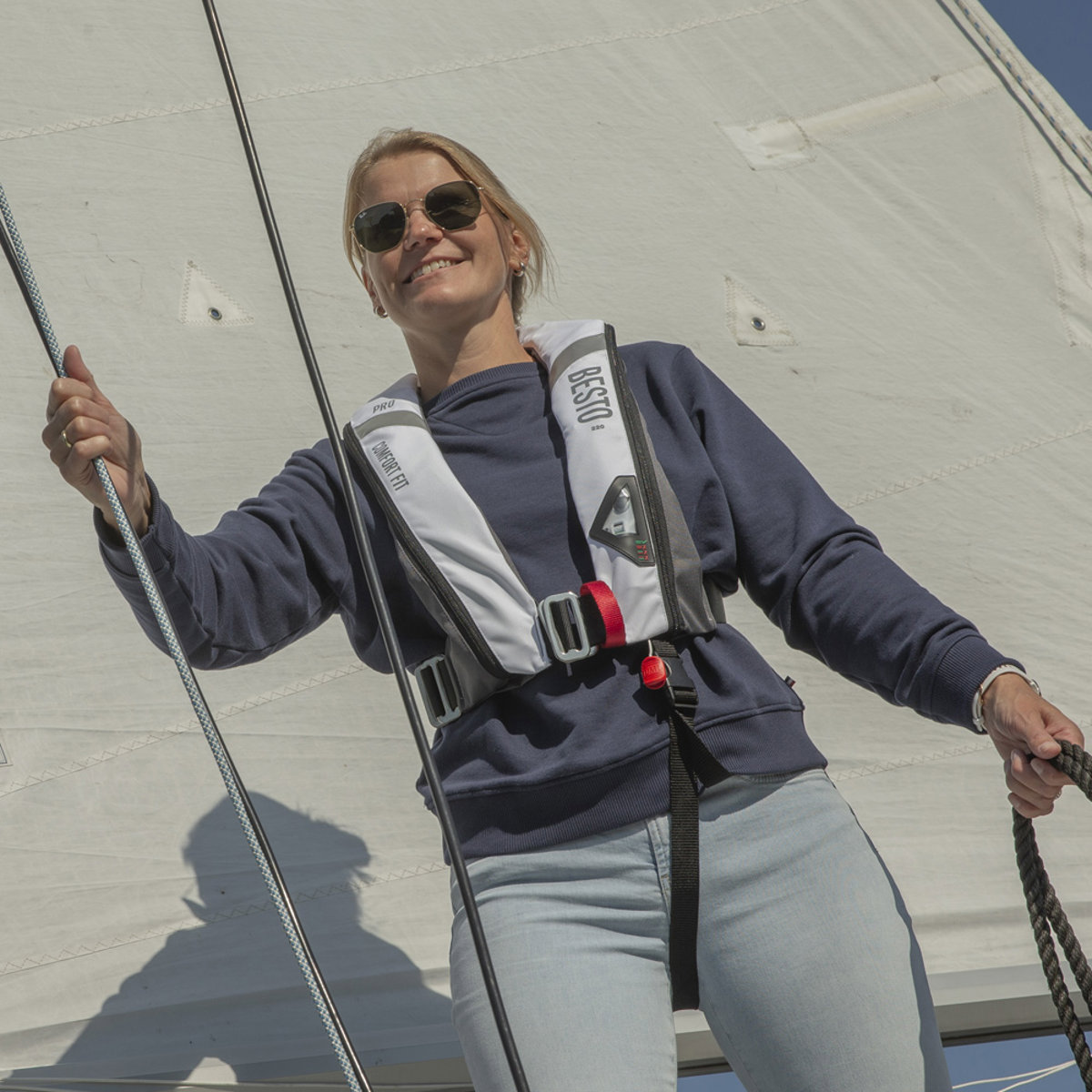 Besto Comfort Fit Pro gilet de sauvetage automatique 300N blanc/noir avec harnai 3