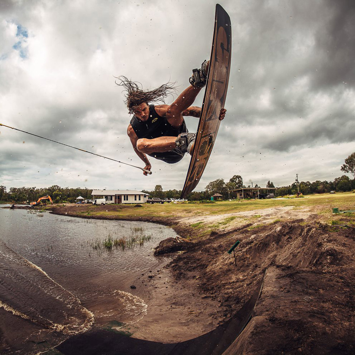 Follow Division Impact Shield zwart 4