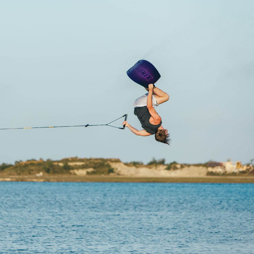 Ein Blackout Wakeboard 142 cm