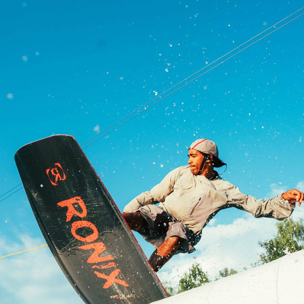 Ronix Kinetik Springbox 2 Wakeboard 150 cm 6