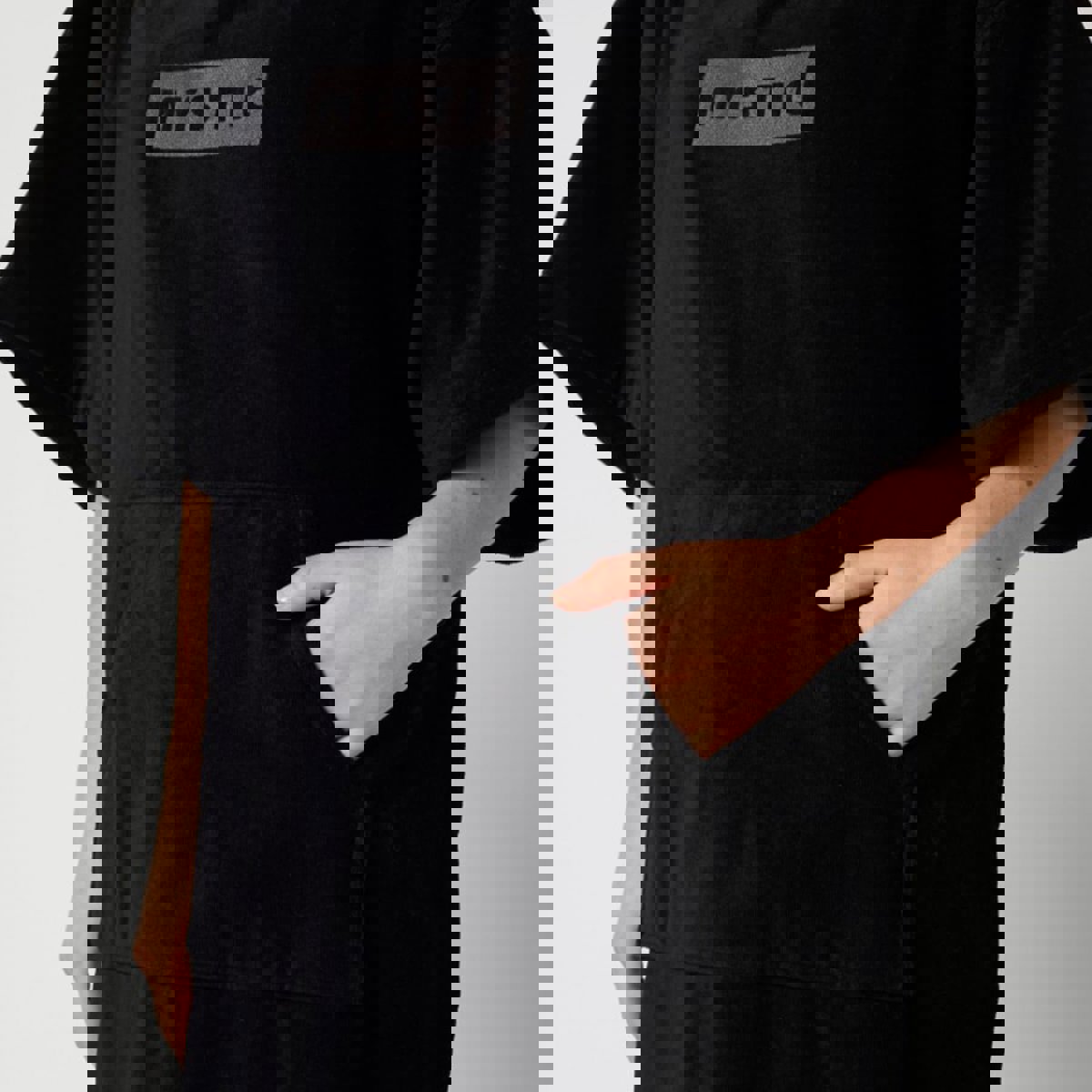 Mystic Cotton Deluxe Poncho Schwarz 12