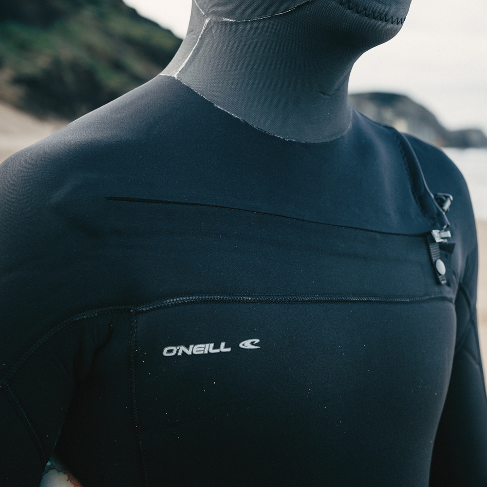 Oneill Epic Fullsuit 6/4 Brustreißverschluss schwarz mit Kapuze 4