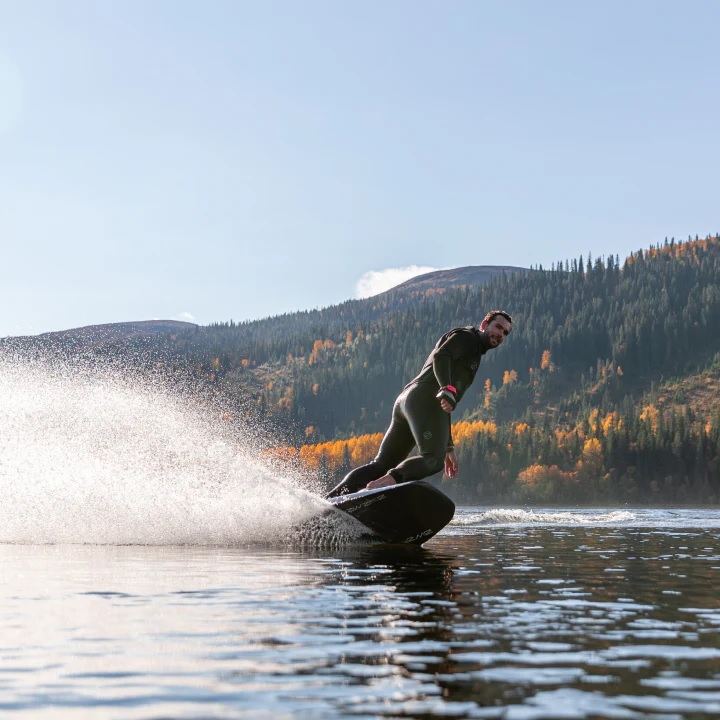 Awake Rävik S elektrisches Surfbrett 7