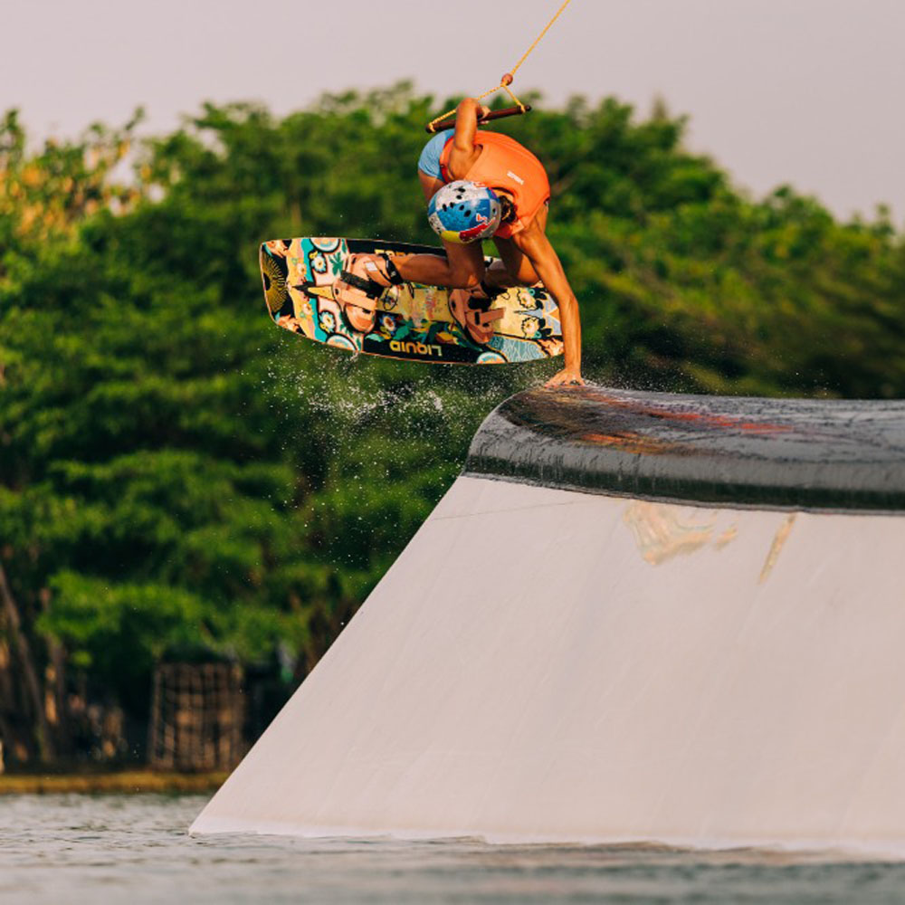 Liquid Force Holiday Wakeboardset 134 cm mit Hook 6x Bindungen 12