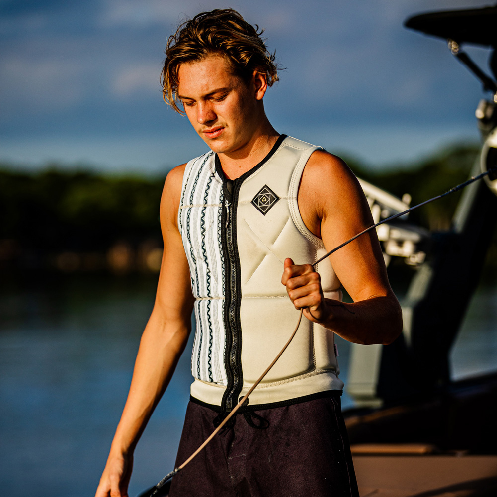 Follow Unity Herren Impact Shield Beige 3