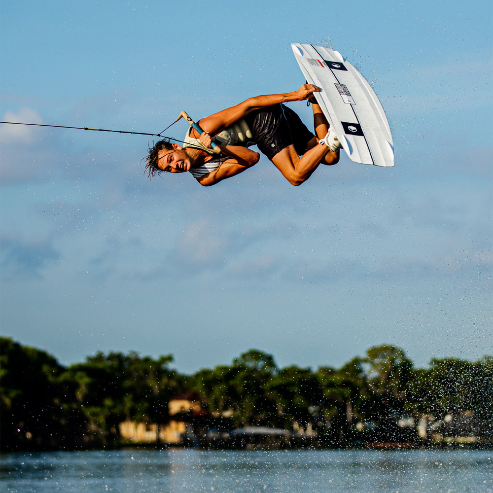 Follow Unity Herren Impact Shield Beige 4