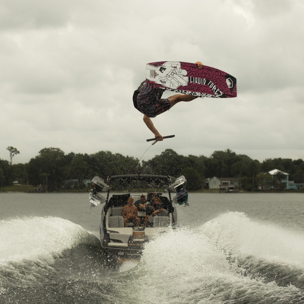 Liquid Force Das BULLOX AERO 144 cm Wakeboard 3