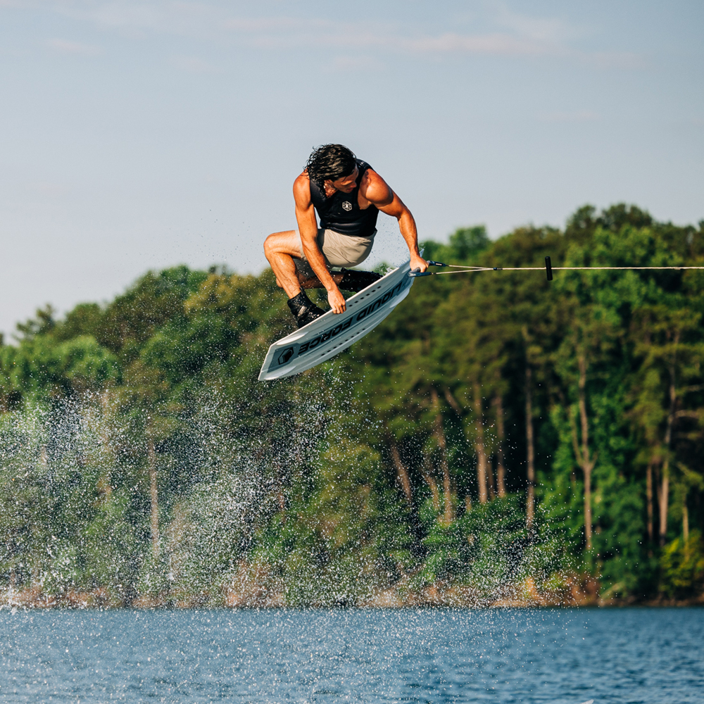 Liquid Force Prime Aero Wakeboard 144 cm 3