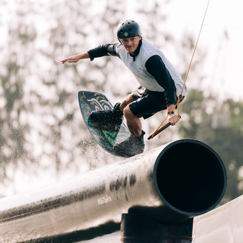 Liquid Force Apex Wakeboard 139 cm 10