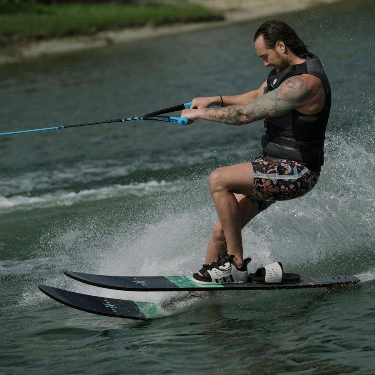Radar X-Caliber skis nautiques combo 59 pouces 12