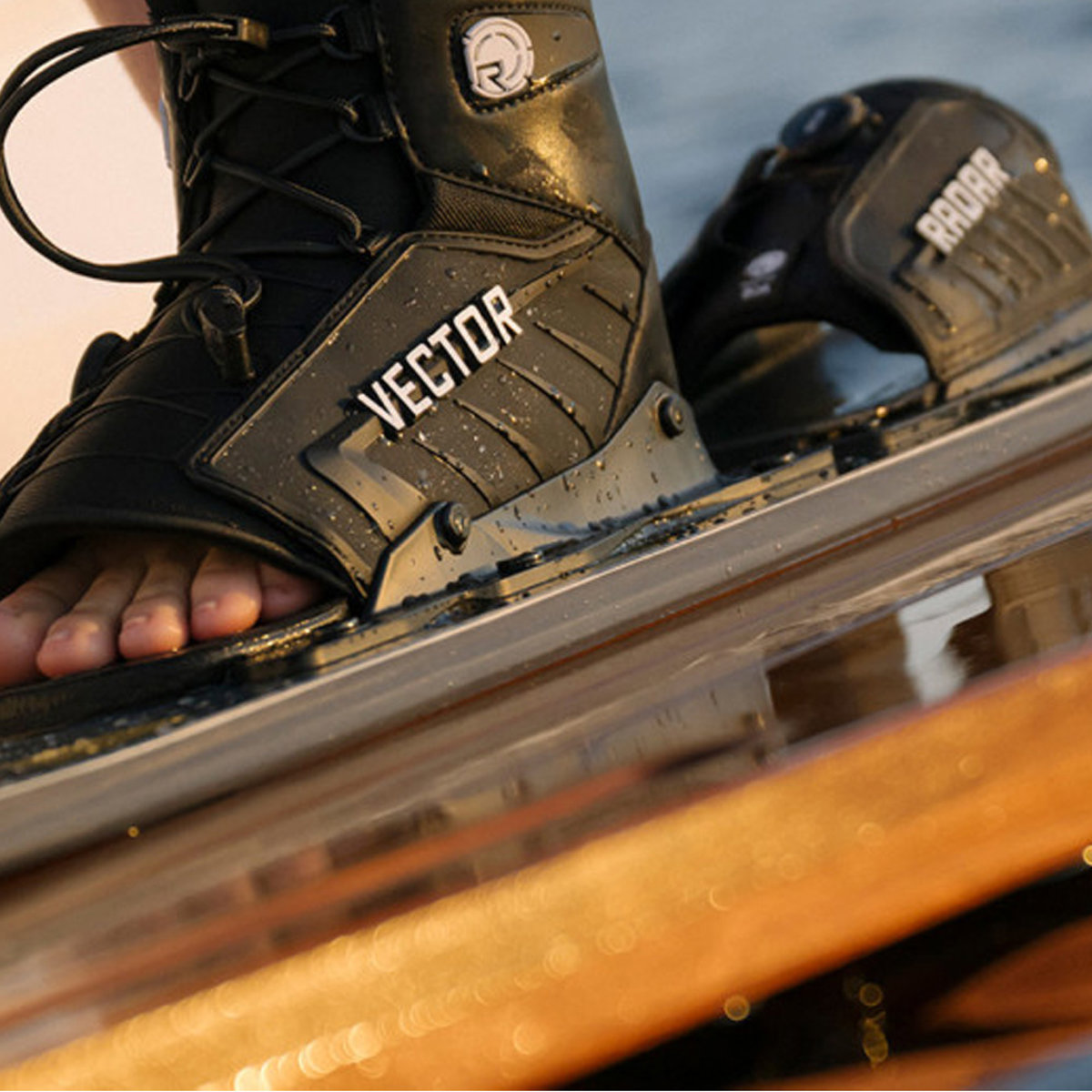 Radar Vector BOA chausse de ski slalom avant feather frame 6