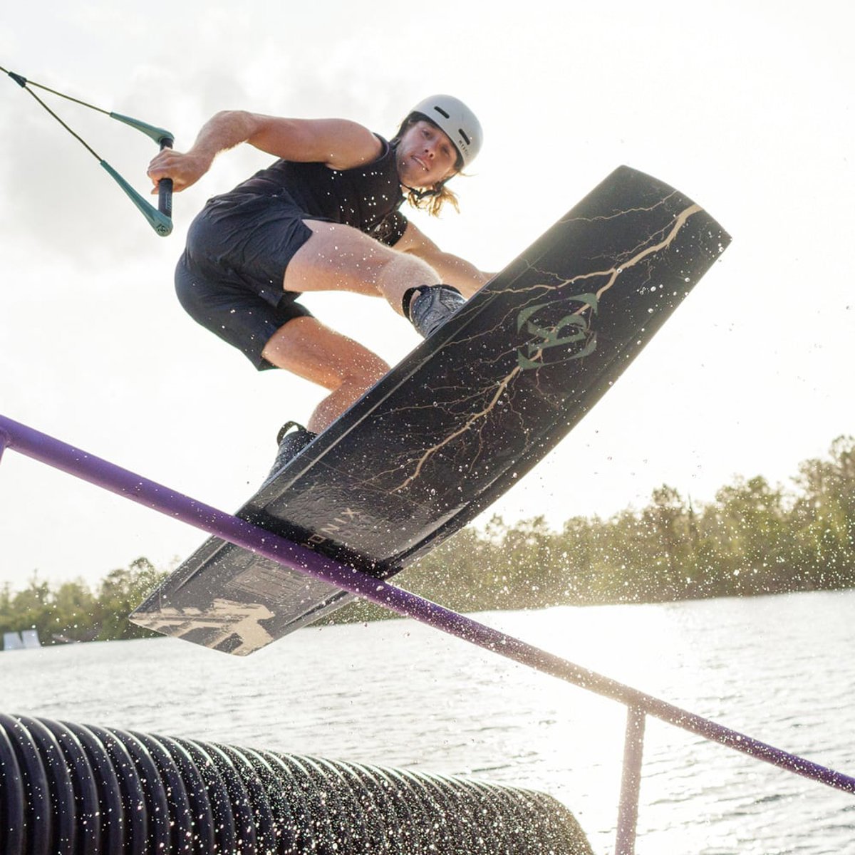 Ronix Utopia 151 cm ensemble de wakeboard avec chausses Parks 13