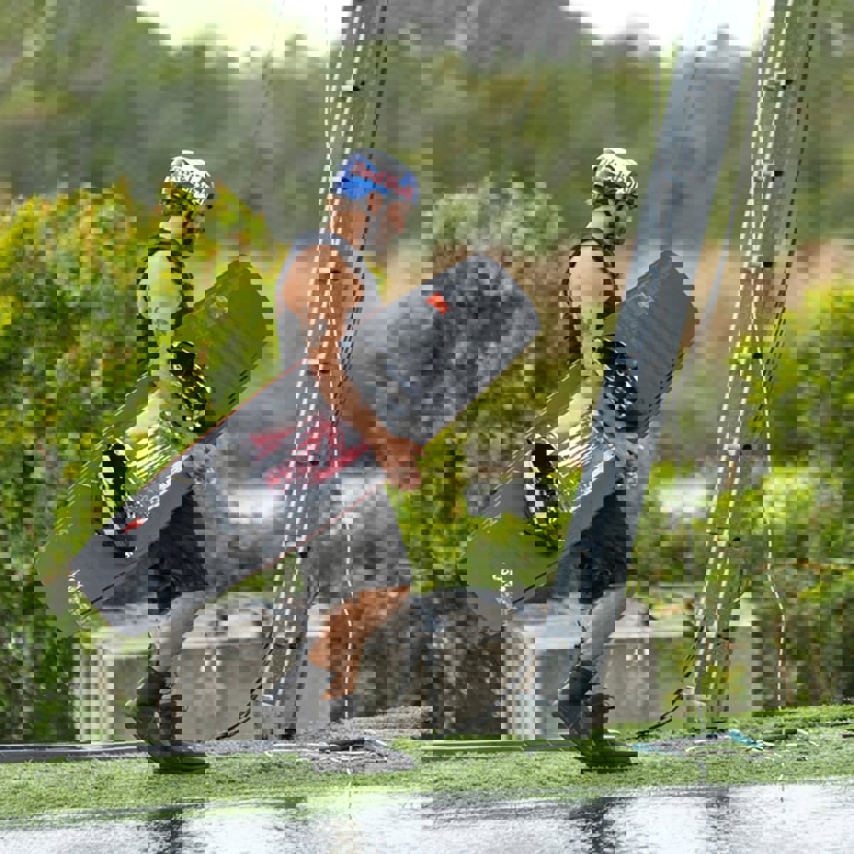 Ronix Kinetik 156 cm ensemble de wakeboard avec chausses Diplomat 10