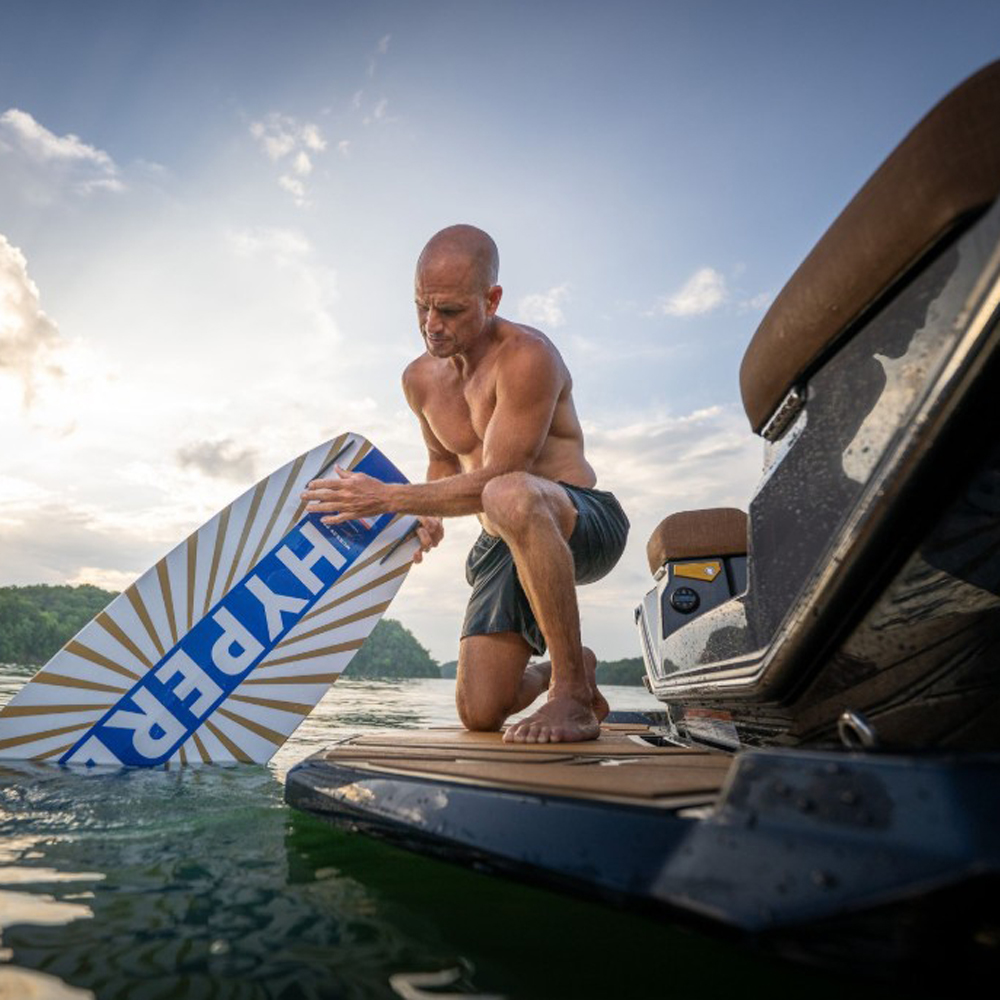 Hyperlite Murray 134 cm ensemble de wakeboard avec chausses Team x 6