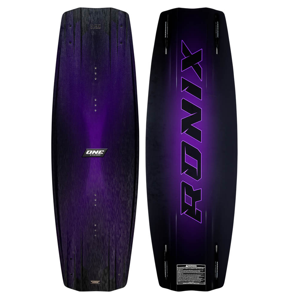 Une planche de wakeboard Blackout 146 cm
