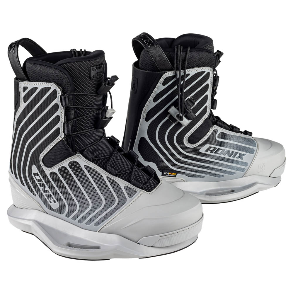 One chausses de wakeboard argents