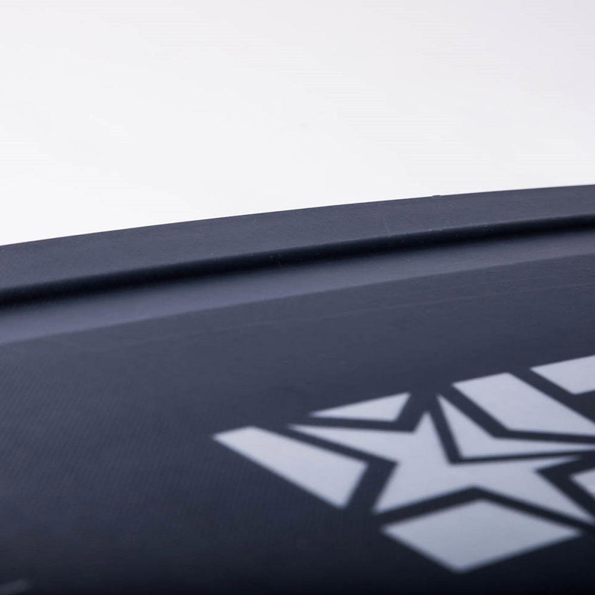 Jobe ensemble wakeboard Conflict 142cm & chausses Nitro 8