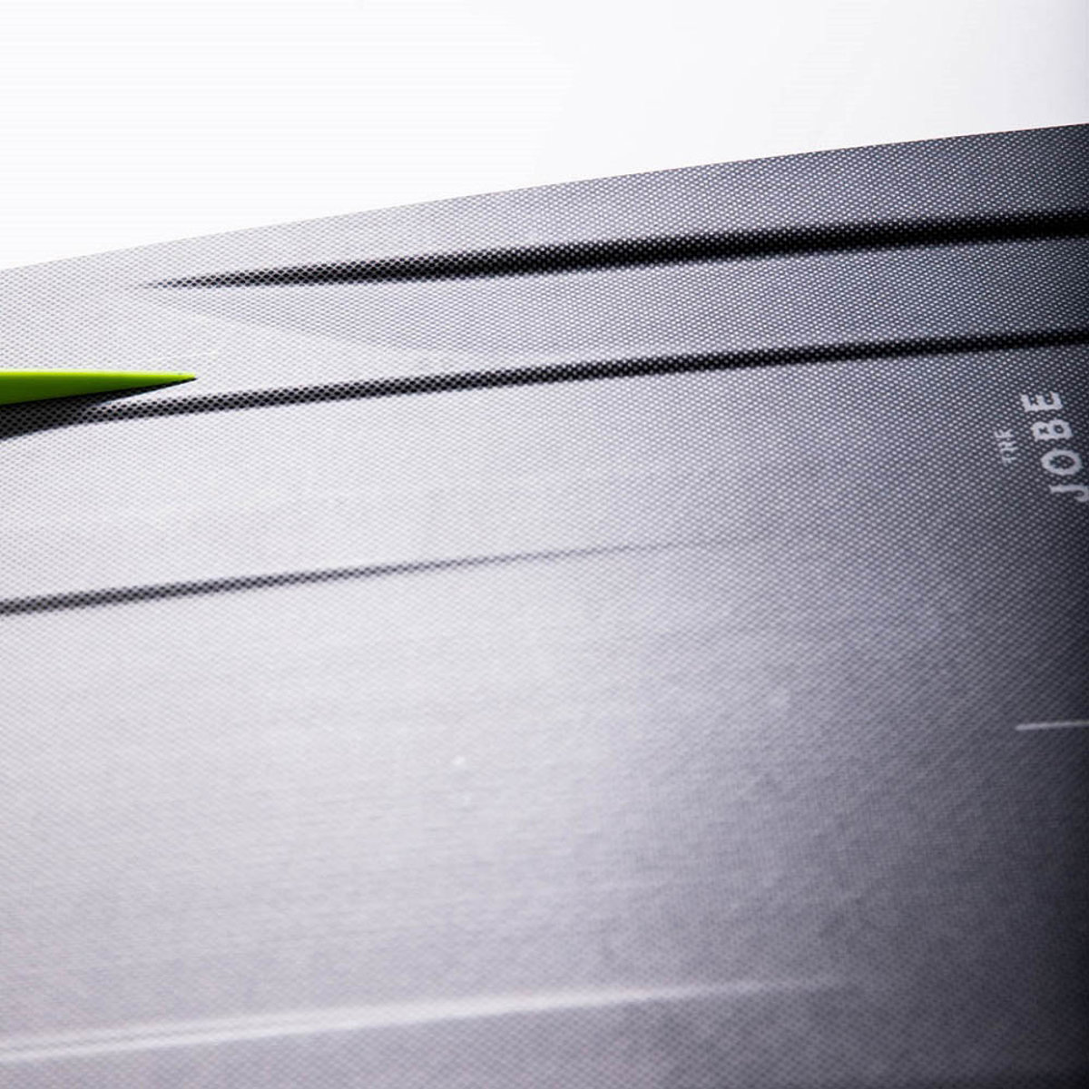 Jobe ensemble wakeboard Conflict 142cm & chausses Nitro 9