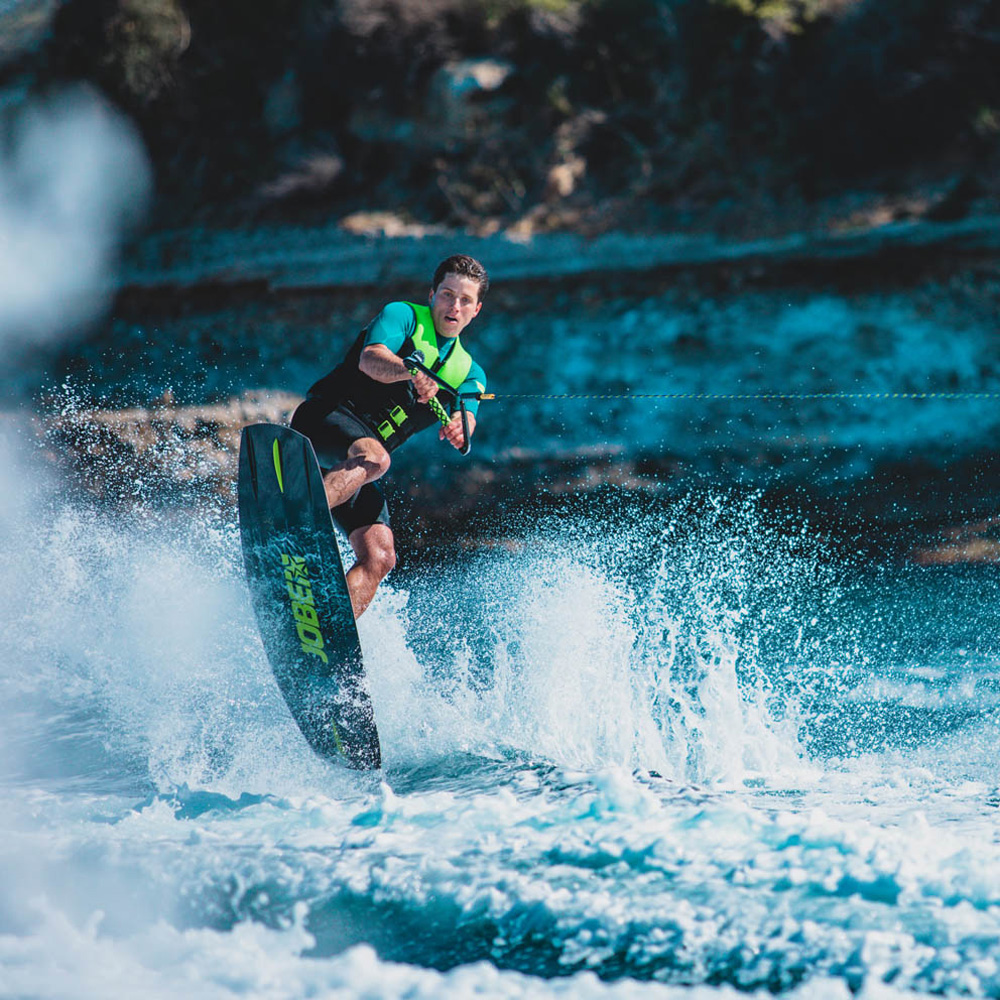 Jobe Vanity ensemble de wakeboard 131 cm & chausses Unit 4