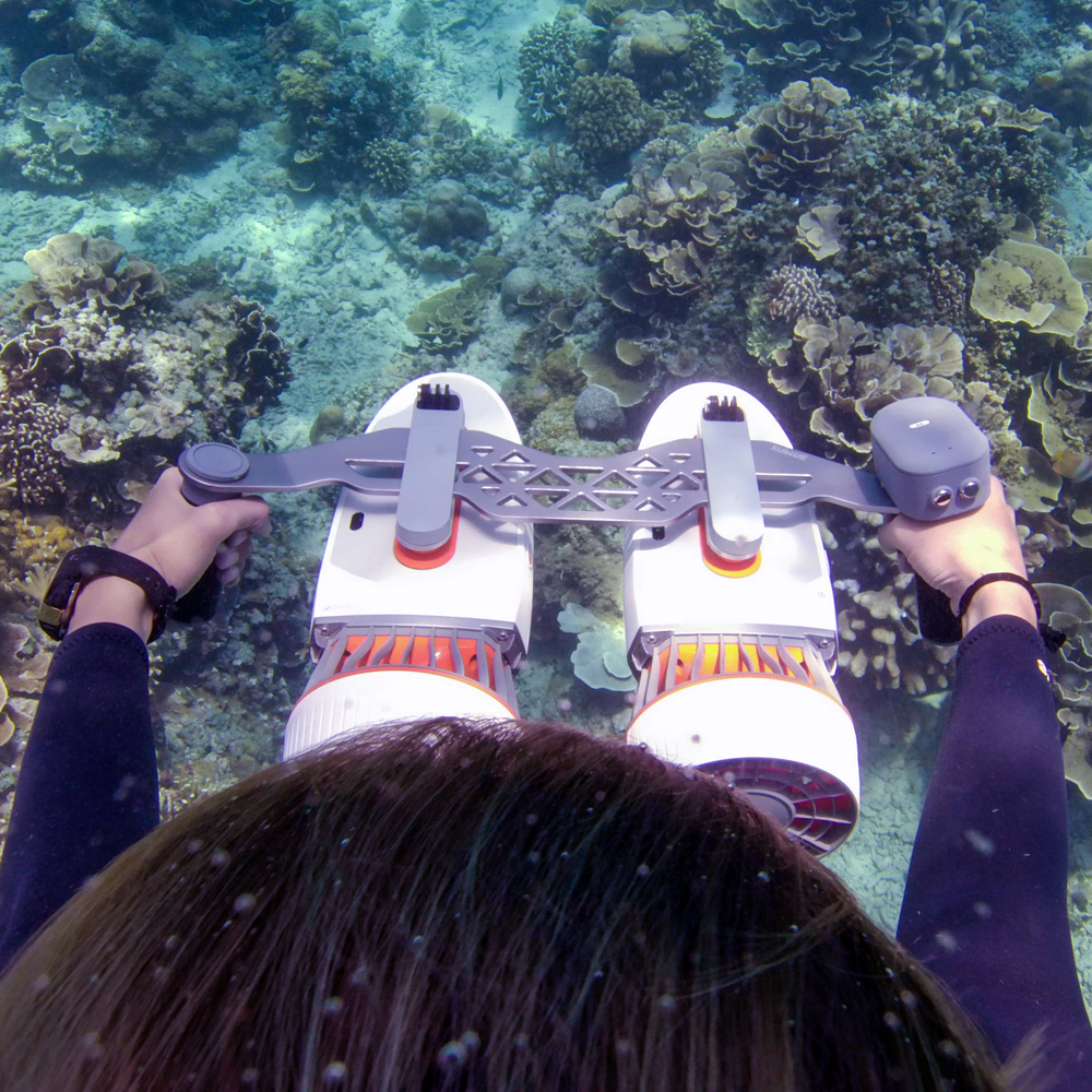 Sublue Tini scooter sous-marin blanc 10