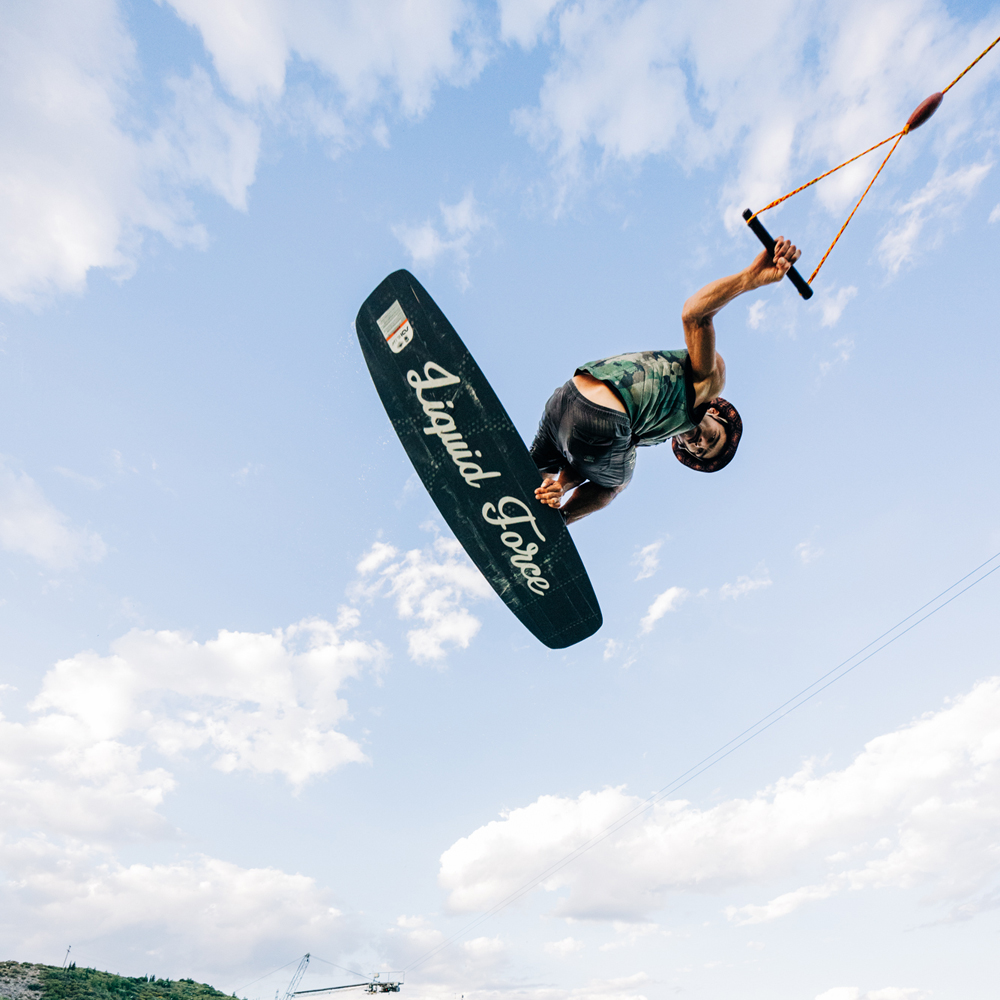 Liquid Force Set de wakeboard Tao 155 cm avec fixations Tao 6x 13