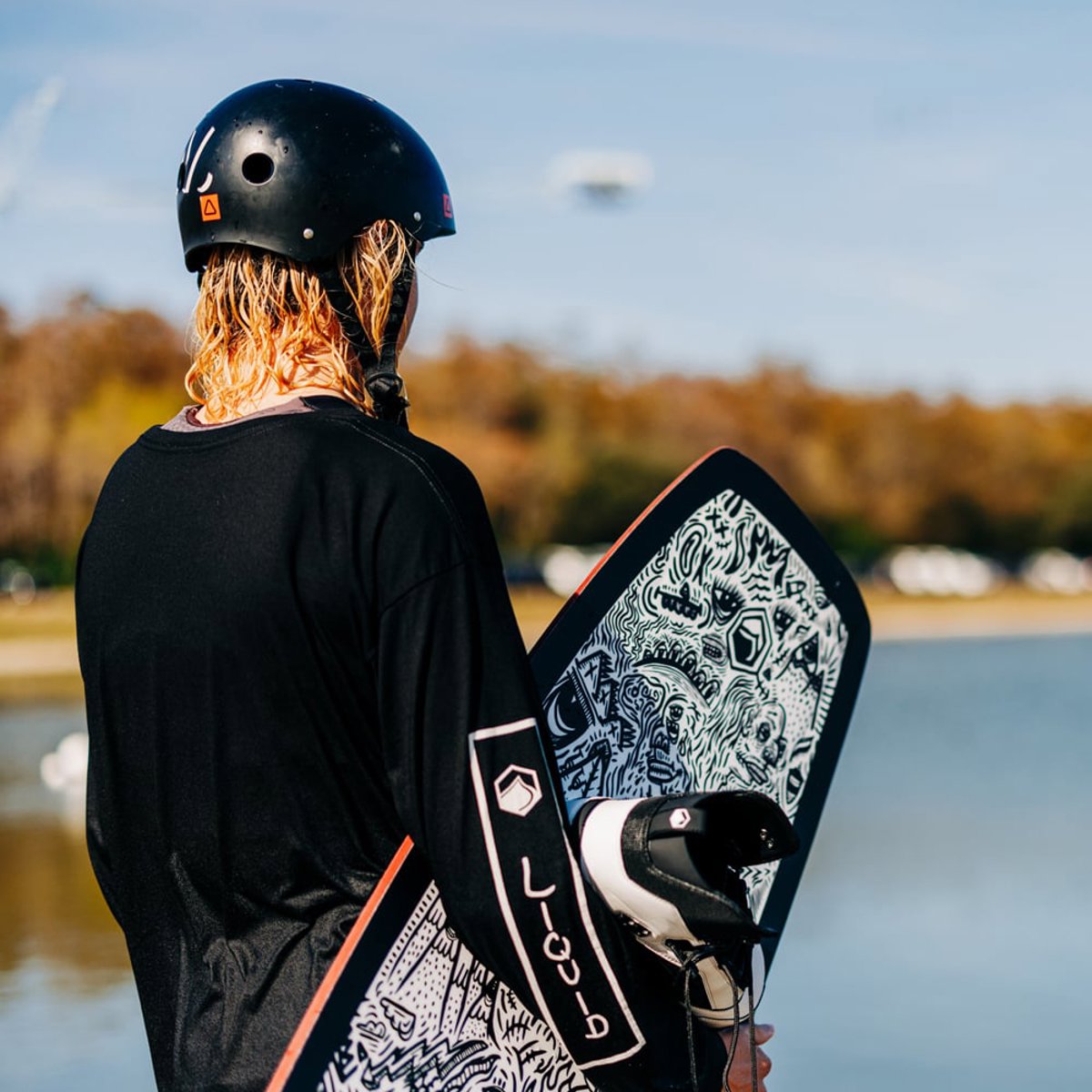 Liquid Force Ensemble de wakeboard Liquid Force Apex 149 cm avec Classic 6x fixations 23