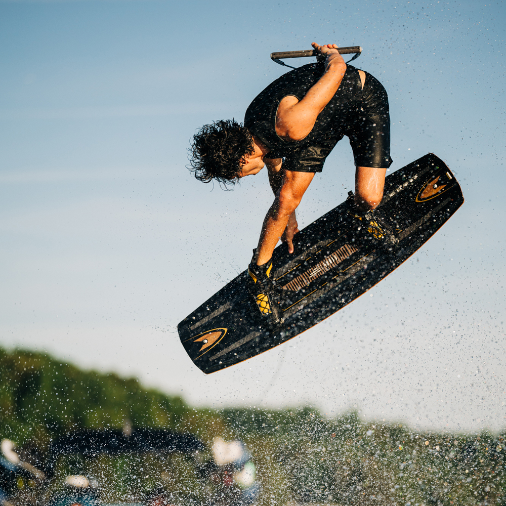 Liquid Force Ensemble de wakeboard Ethos 137 cm avec fixations Vertex 6x 12