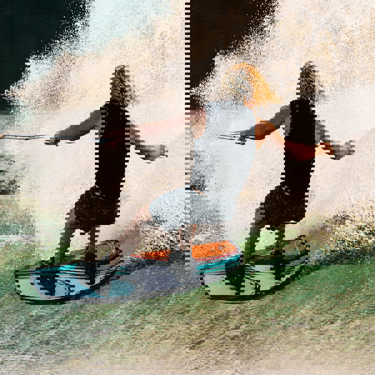 Liquid Force Ensemble de wakeboard Liquid Force Trip 130 cm avec fixations Index 16