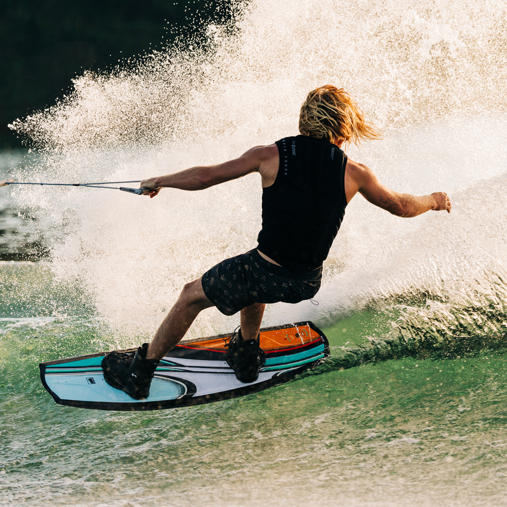 Liquid Force Ensemble wakeboard Liquid Force Trip 135 cm avec fixations Index 10