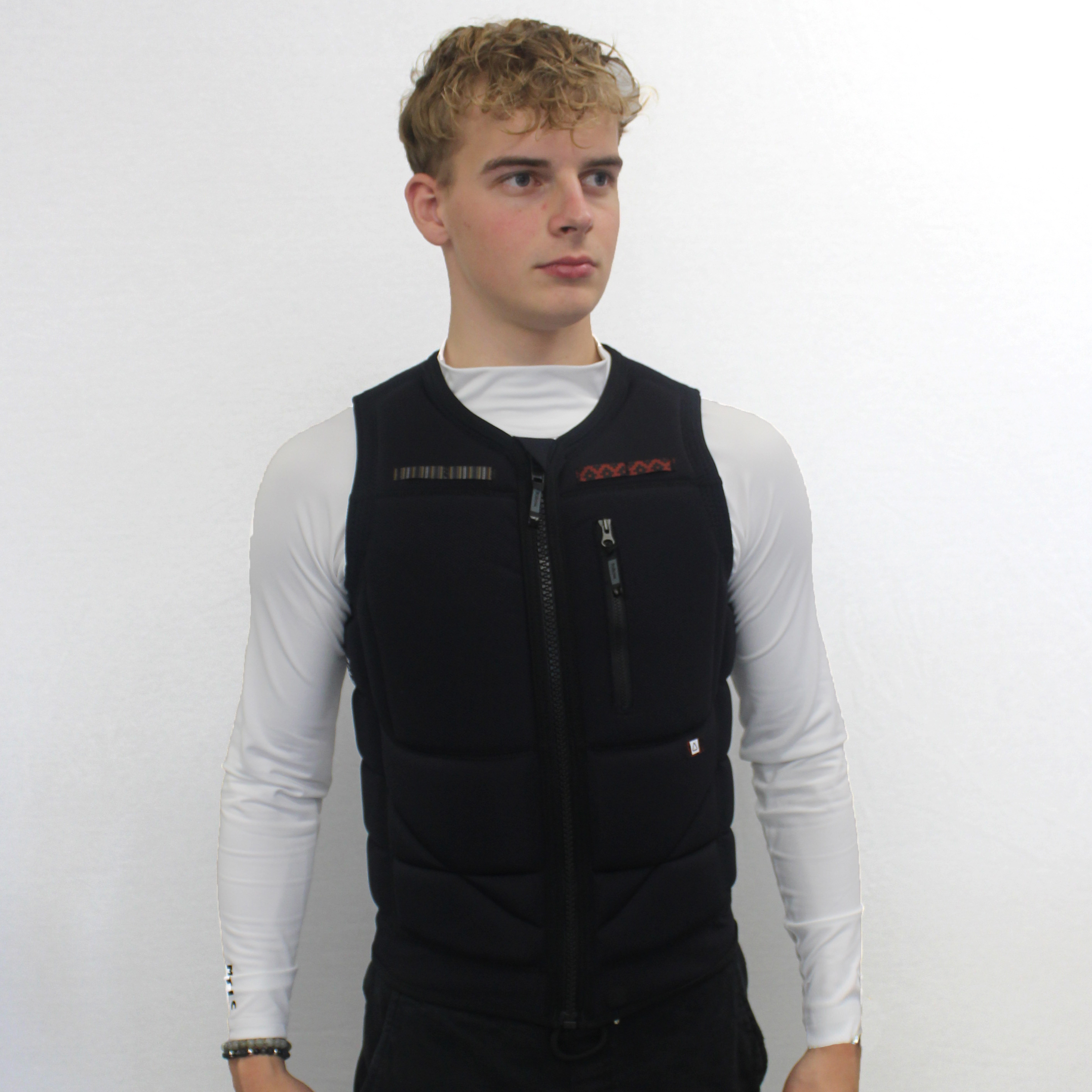 Follow Capiva impact shield homme noir 5