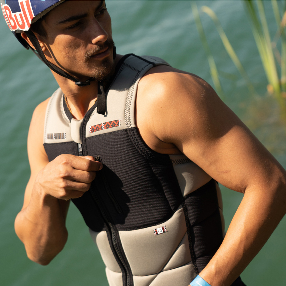 Follow Capiva impact shield homme noir 2