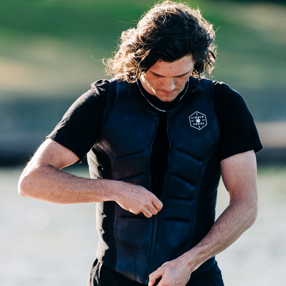 Liquid Force Ghost comp ce impact shield homme noir 7