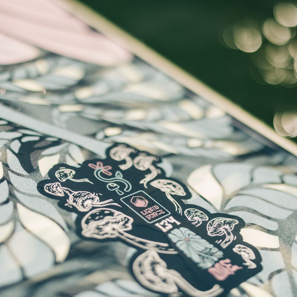 Liquid Force ME wakeboard 138 cm 5