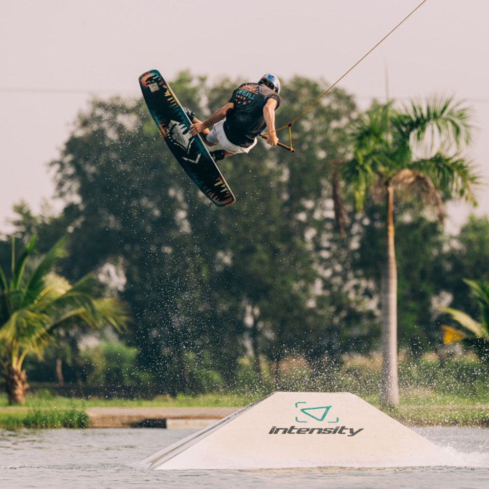 Liquid Force Press wakeboard 145 cm 3