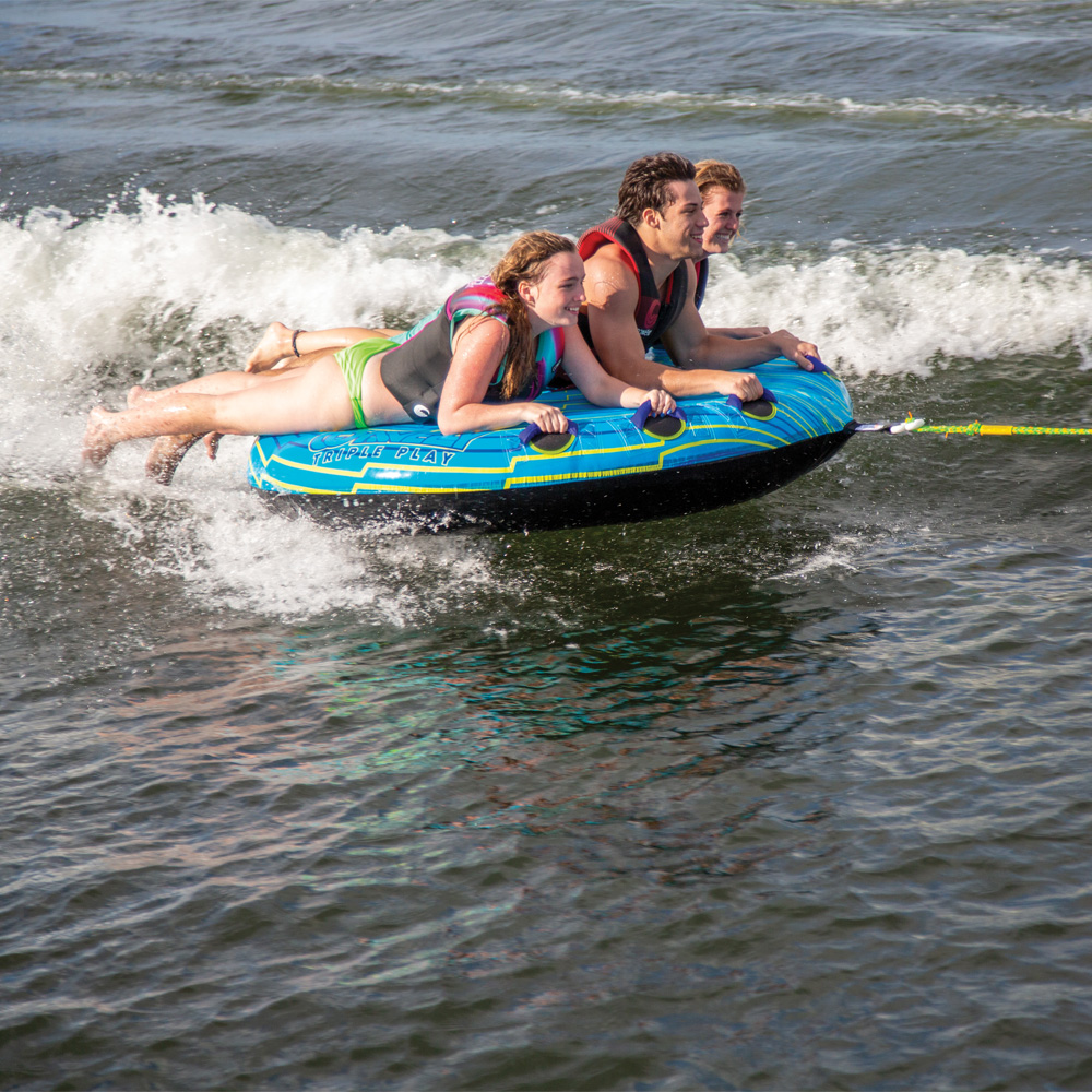 Connelly Triple play funtube 3 persone 4