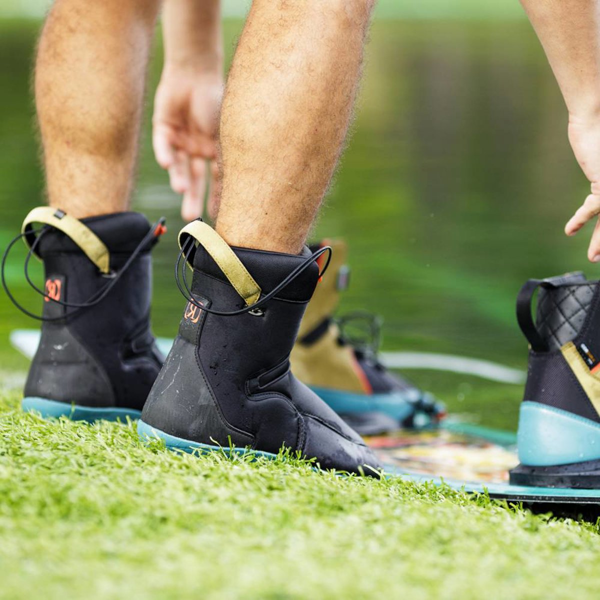 Ronix Atmos 148 cm cm pacchetto da wakeboard con attacchi Atmos 21