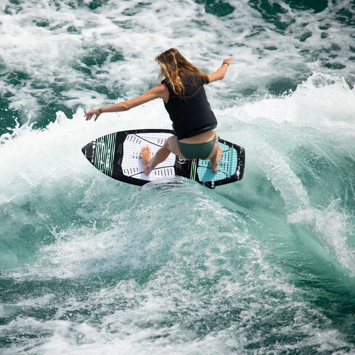 Ronix Signora Sea Captain Koal Surface 4.4 wakesurfer 10