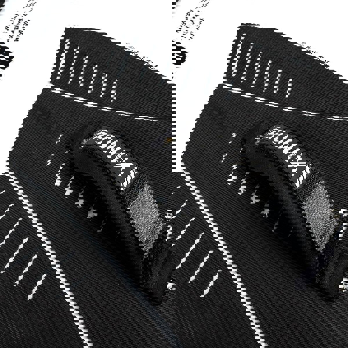 Ronix Koal Surface 727 set wakefoil 3’8 mast fluid 28 intermedio/avanzato 16