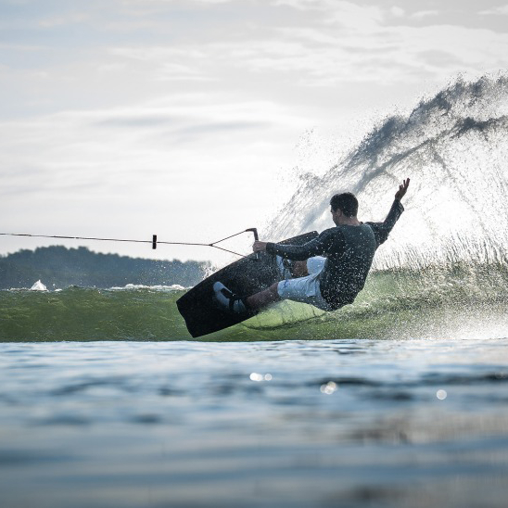 Hyperlite Rage Loaded wakeboard 144 cm 2