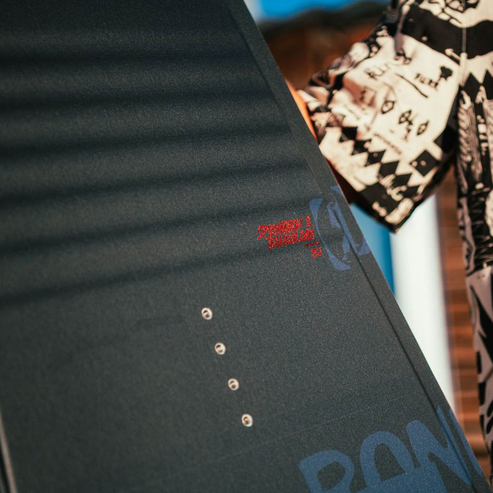 Ronix Kinetik Springbox 2 wakeboard 150 cm 9