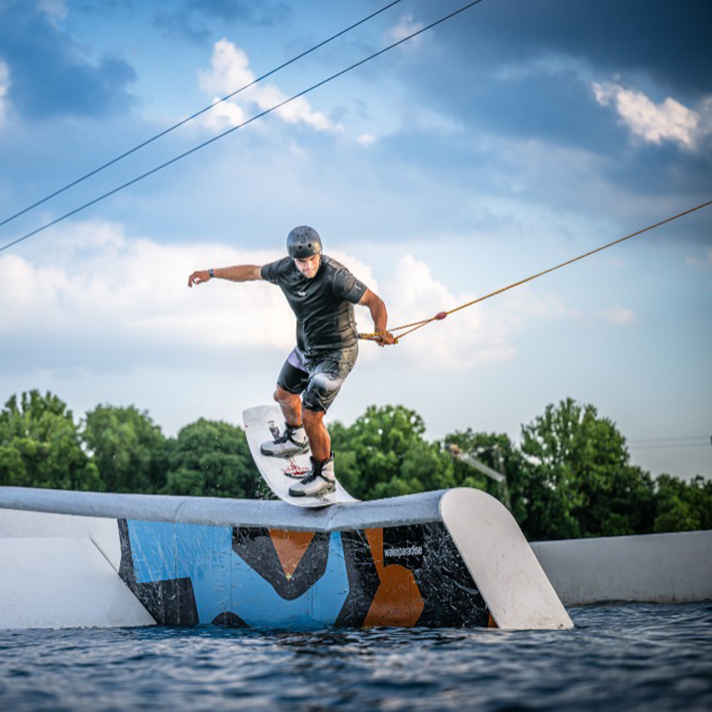 Hyperlite Bloodline wakeboard 151 cm 3