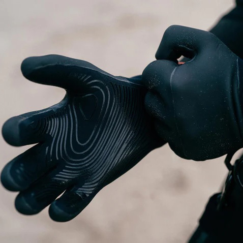 Mystic Guanti Supreme 4mm Precurved 3