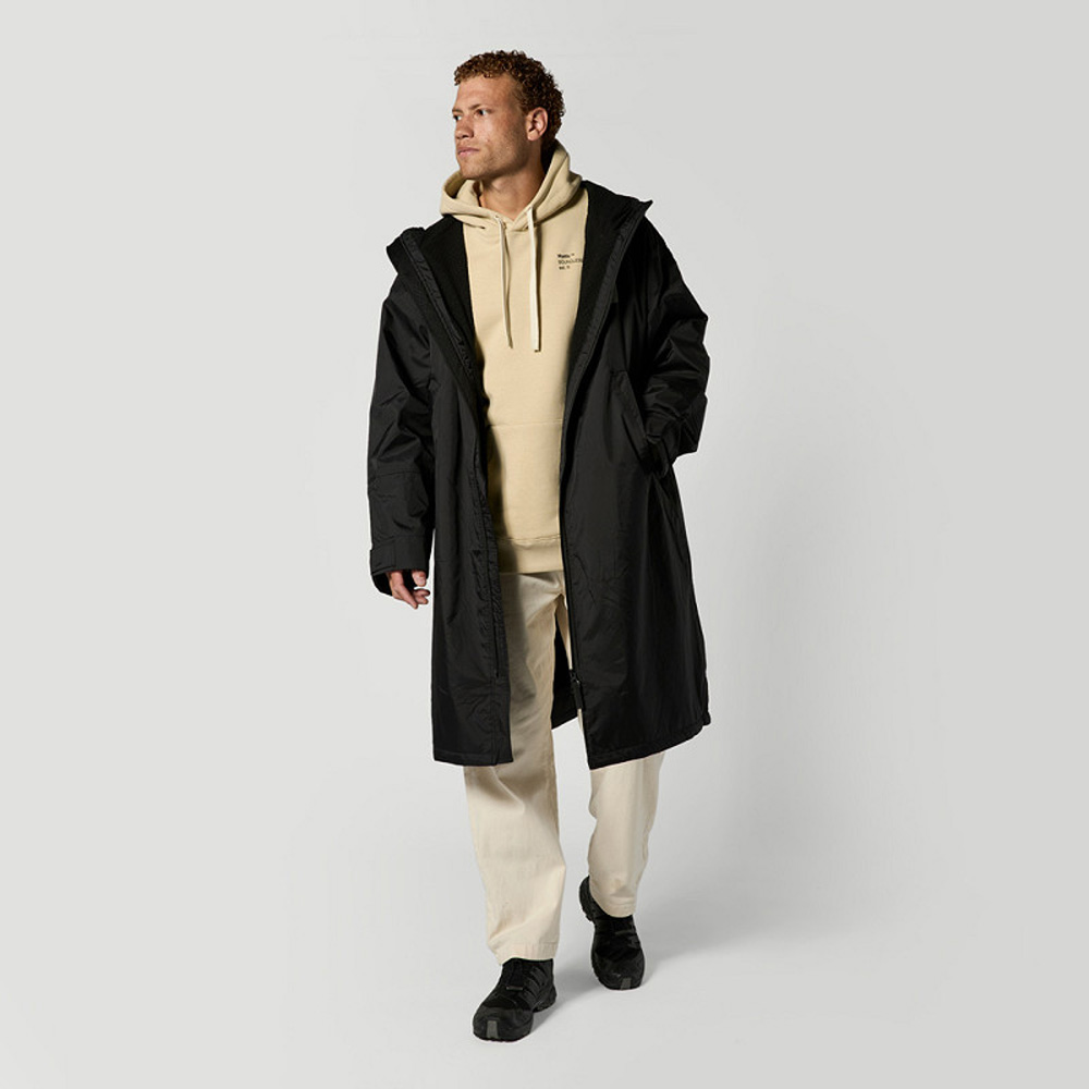 Mystic Explore poncho nero 5