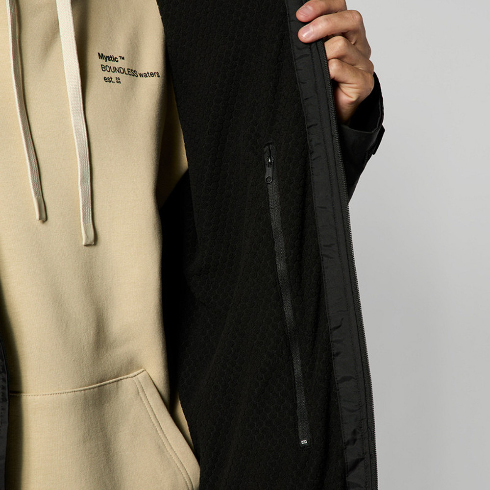 Mystic Explore poncho nero 8