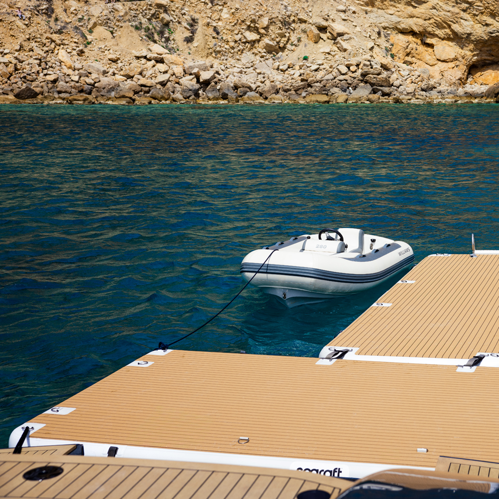 SeaRaft Diamond Deck nero medium piattaforma gonfiabile 18