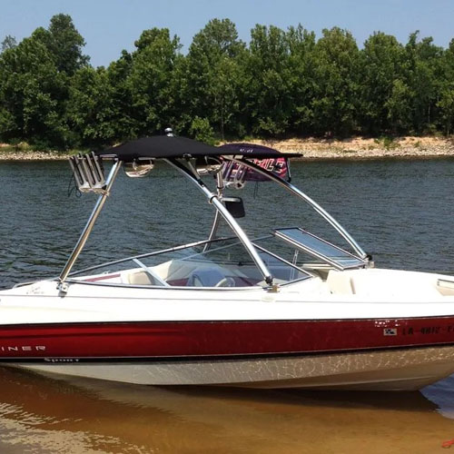 MTE sopra il bimini nero