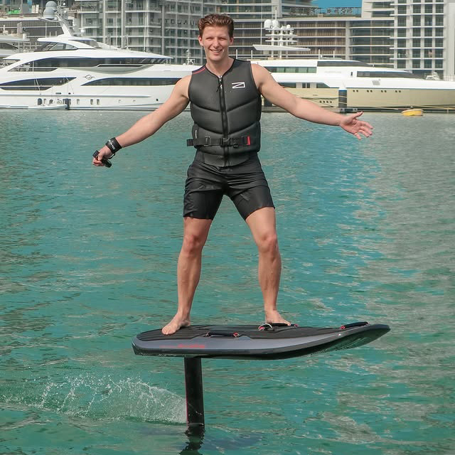 Awake Vinga Adventure LR 4 efoil 11