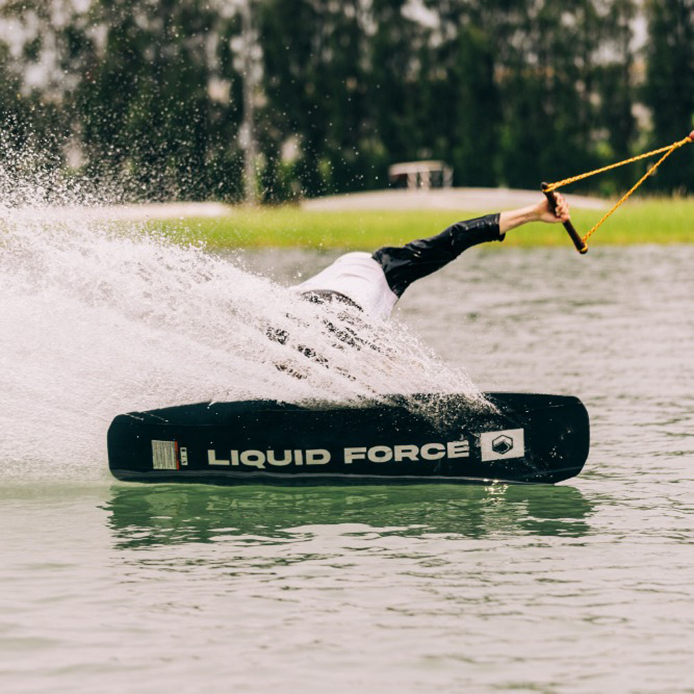 Liquid Force Set wakeboard FLX 143 cm con legature Index 12