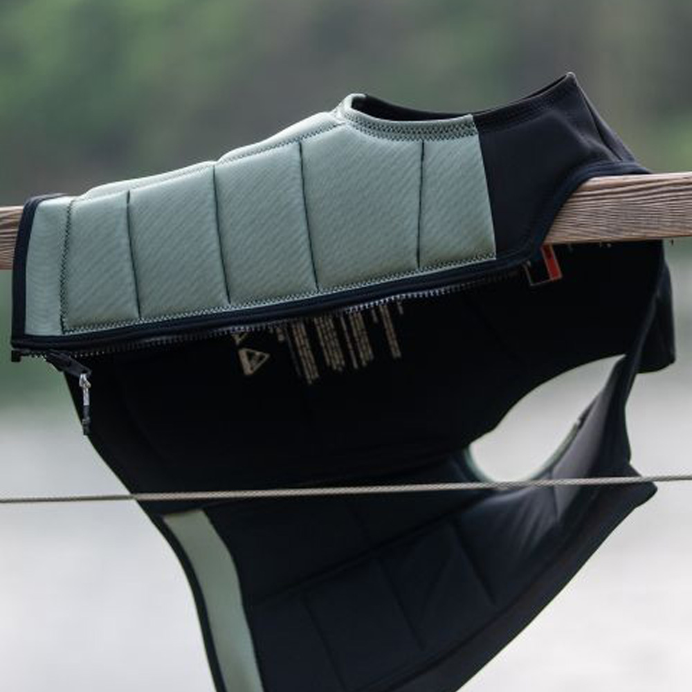 Follow Section impact shield nero/verde 4